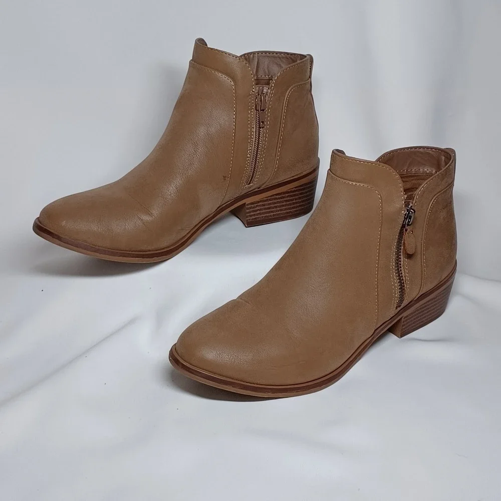 MIA Women's Kendis Double Zip Faux Leather Ankle Boots Size 8.5W
